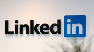 How Linkedin Can Help You Out in Starting Your Own Business?